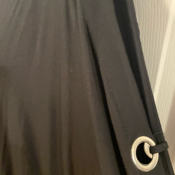 Elegant Black Sweater with Grommet Details - Picture 5 of 7